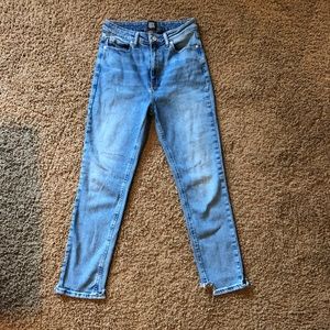 BDG Girlfriend High-Rise Jeans